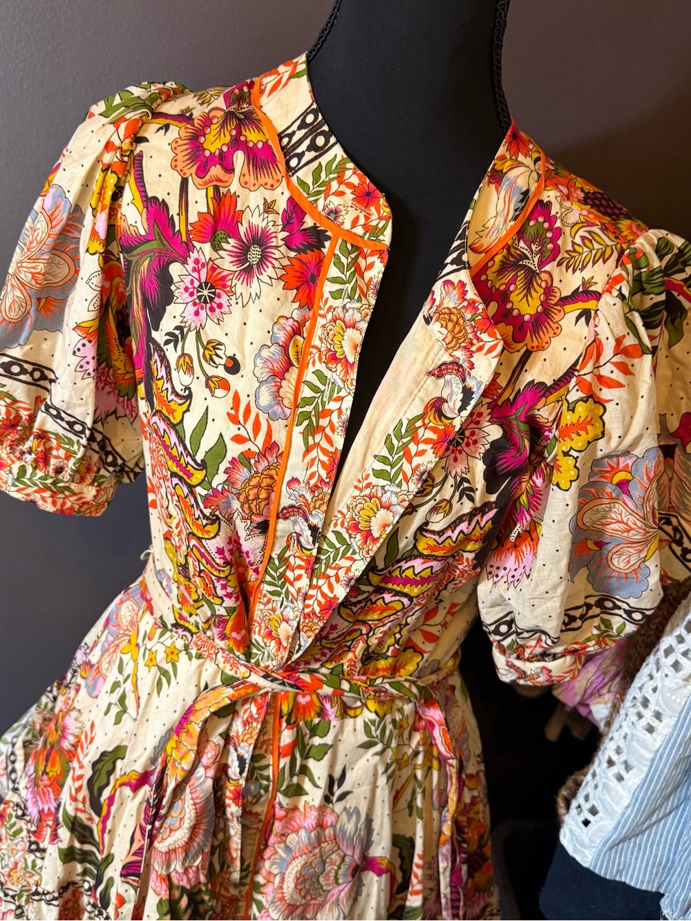 Cream Floral Puff-Sleeve Mini Dress with Tie Waist - Picture 2 of 4